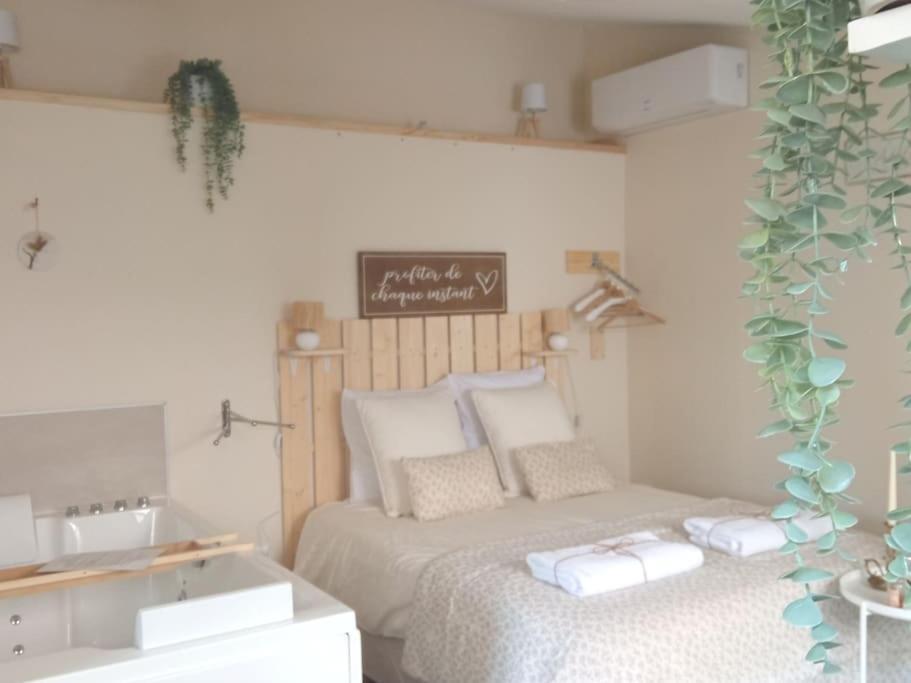 L'Atelier Des Reves Un Moment Magique Spa Prive ボーヌ エクステリア 写真